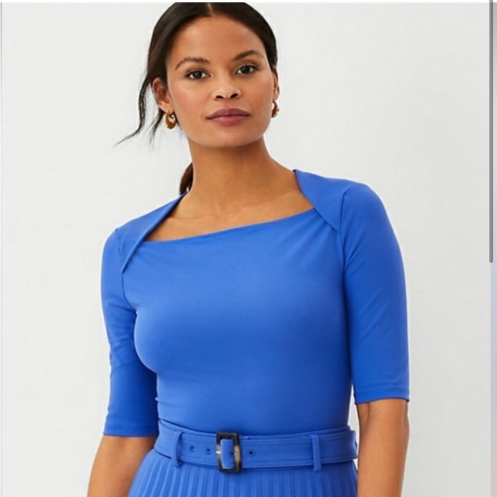 NWT Ann Taylor Refined Stretch Envelope Neck Top